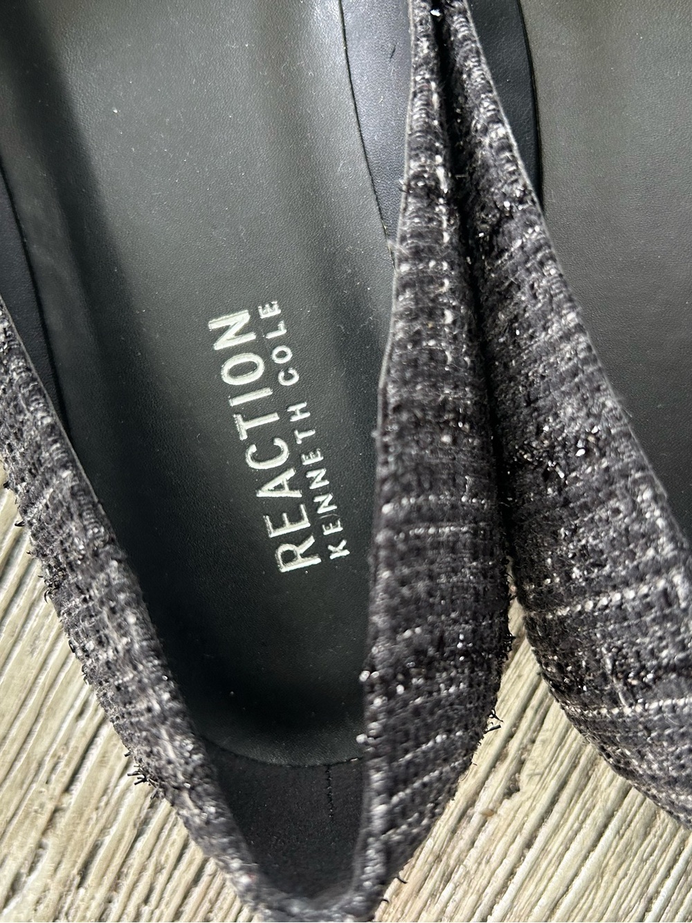 Reaction Kenneth Cole Black Tweed Pointed Ballet Flats with Grosgrain Bow - Picture 5 of 5
